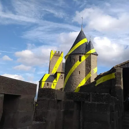 Number15 4* Carcassonne