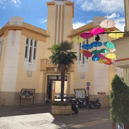 Number15 Bed & Breakfast 4*