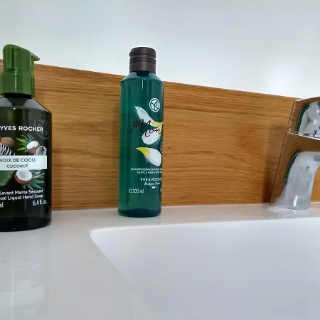 Number15 Bed & Breakfast 4*