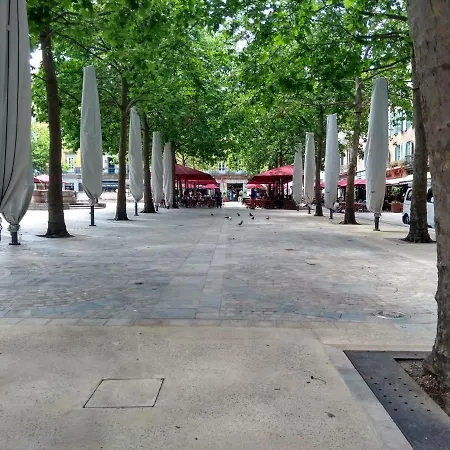 Number15 4* Carcassonne